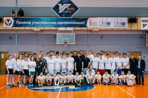 PEAK - партнер очередного "Баскетбольного интенсива"